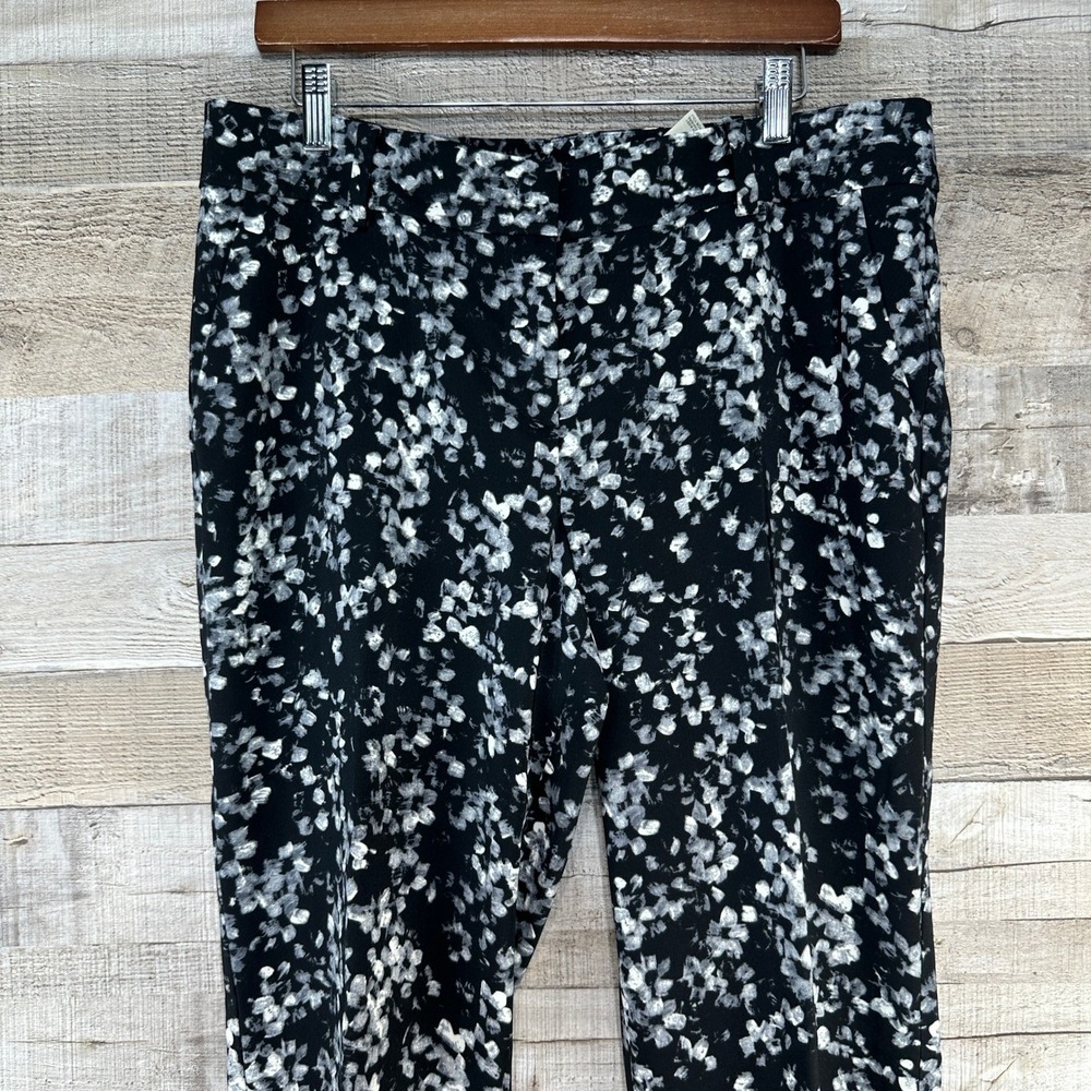 Ann Taylor Black White Floral Straight Leg Pocket Slacks Pants‎ 10